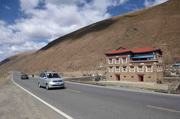 青海5年内将投资2000亿元重点改善藏区交通