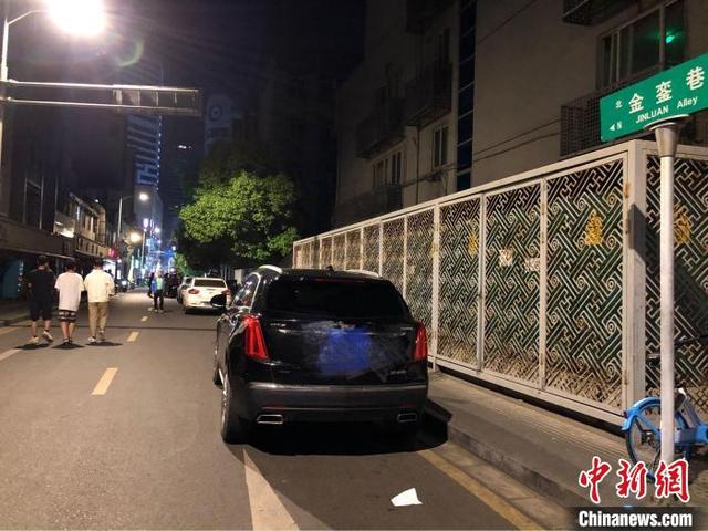 警方详解南京新街口伤人案件细节：一起突发性的恶性故意杀人案
